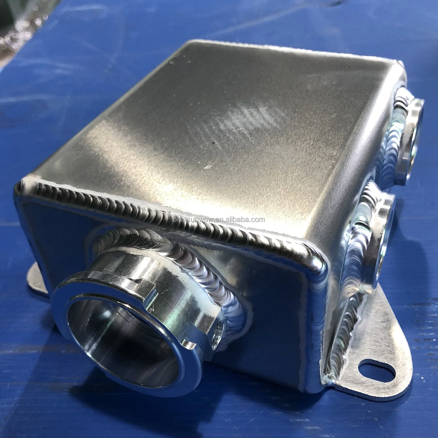 Professional manufacturer customized high quality stainless steel hydraulic tank