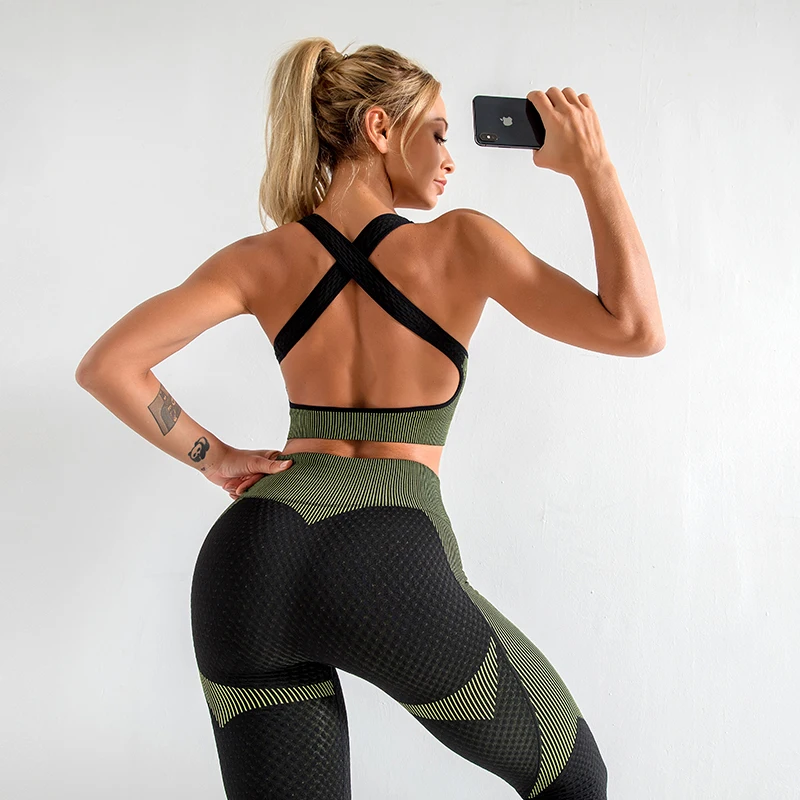 Custom Logo S-xl Gym Fitness Suit Bra Seamless Plus Size Jacket 3 Piece Training Suit Legging Set Long Sleeve Fitness Set Women