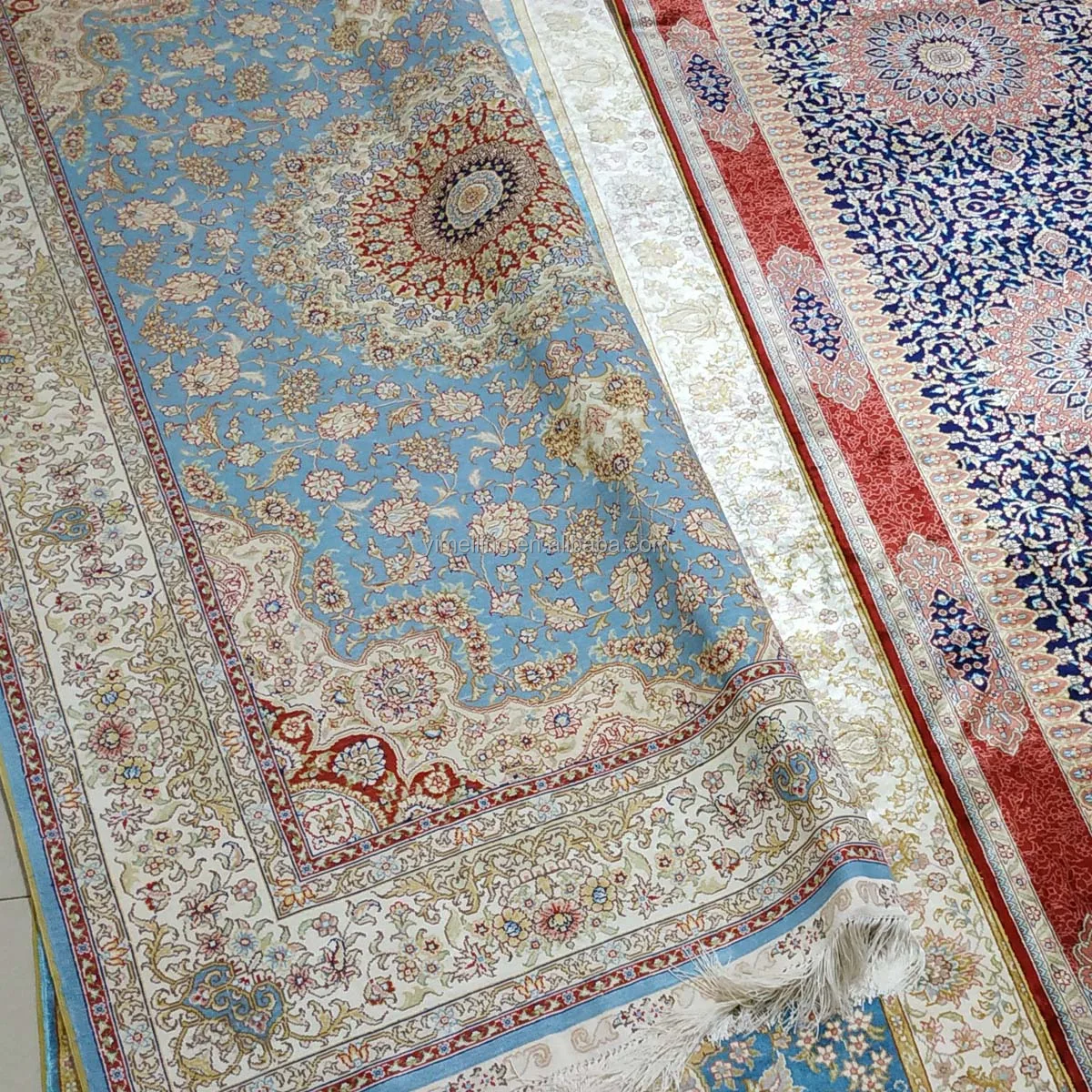 Handmade Hand-knotted Oriental Silk Material Tabriz Kashan Heriz Design Persian Rug