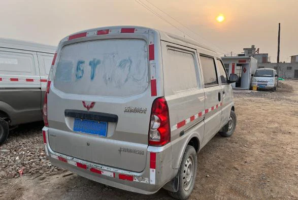 Wuling Rongguang SAIC GM 1.2L 82ps used minivan minibus for sale