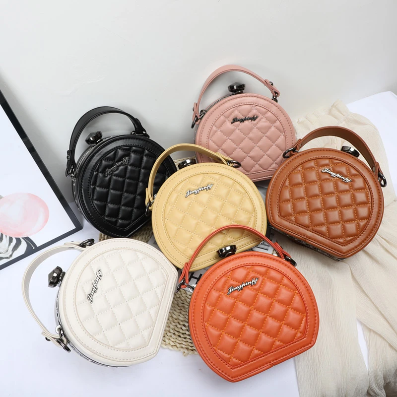 2022  Designer Solid Color Round Bags Chain Small Purses and Handbags Lady Shoulder Women Crossbody Bag