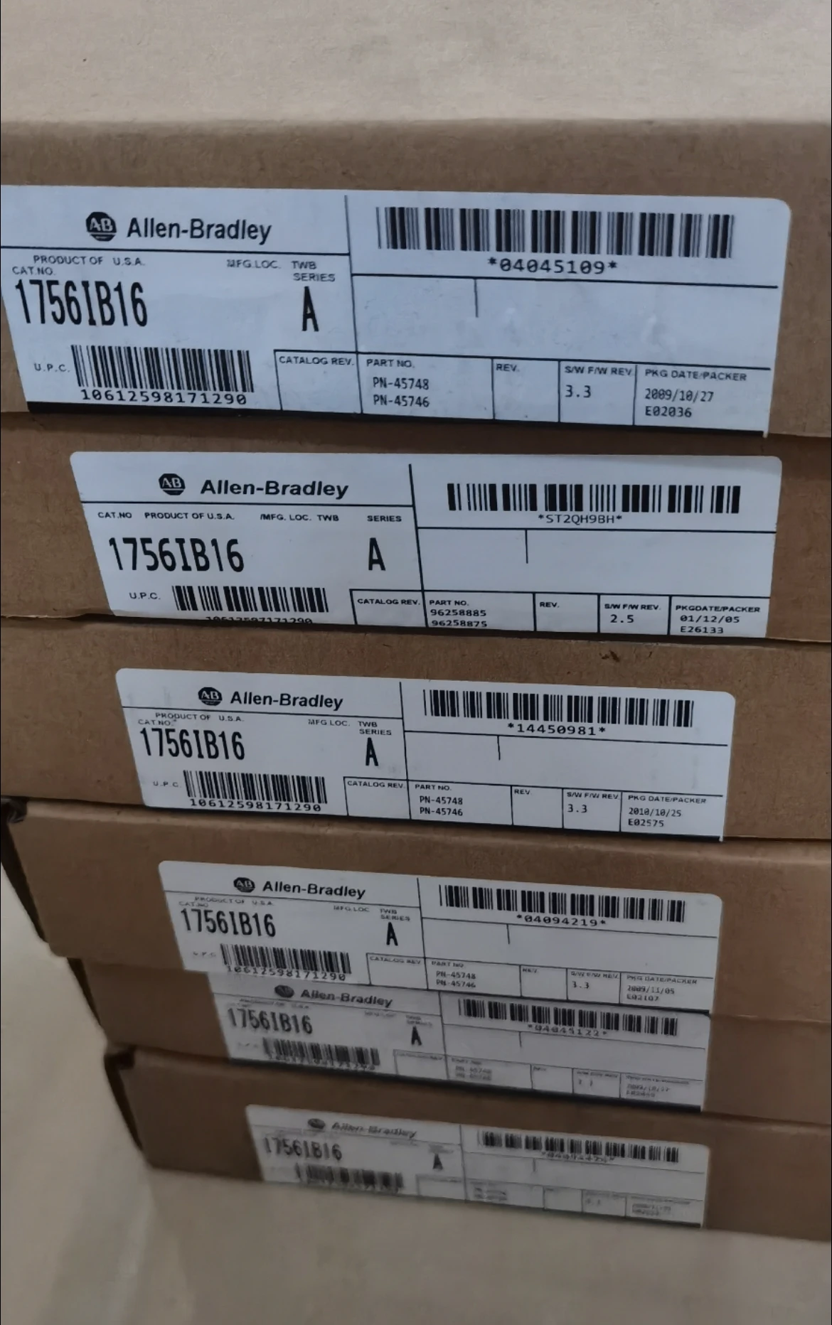 1769-L24ER-QBFC1B New Allen Bradley PLC Programming Controller 1769-L24ER-QBFC1B