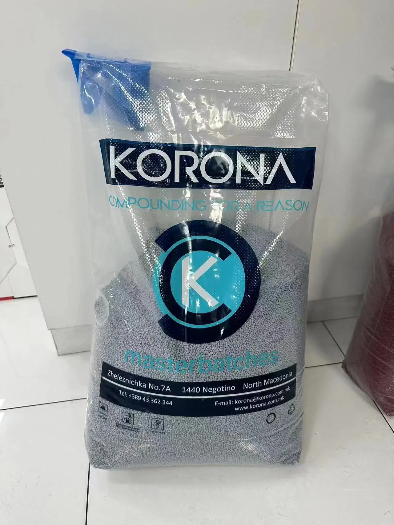 Factory  wholesale  25kg poly LDPE   square  bottom  custom  printed   valve  bag   for  powder  or  resin   packing