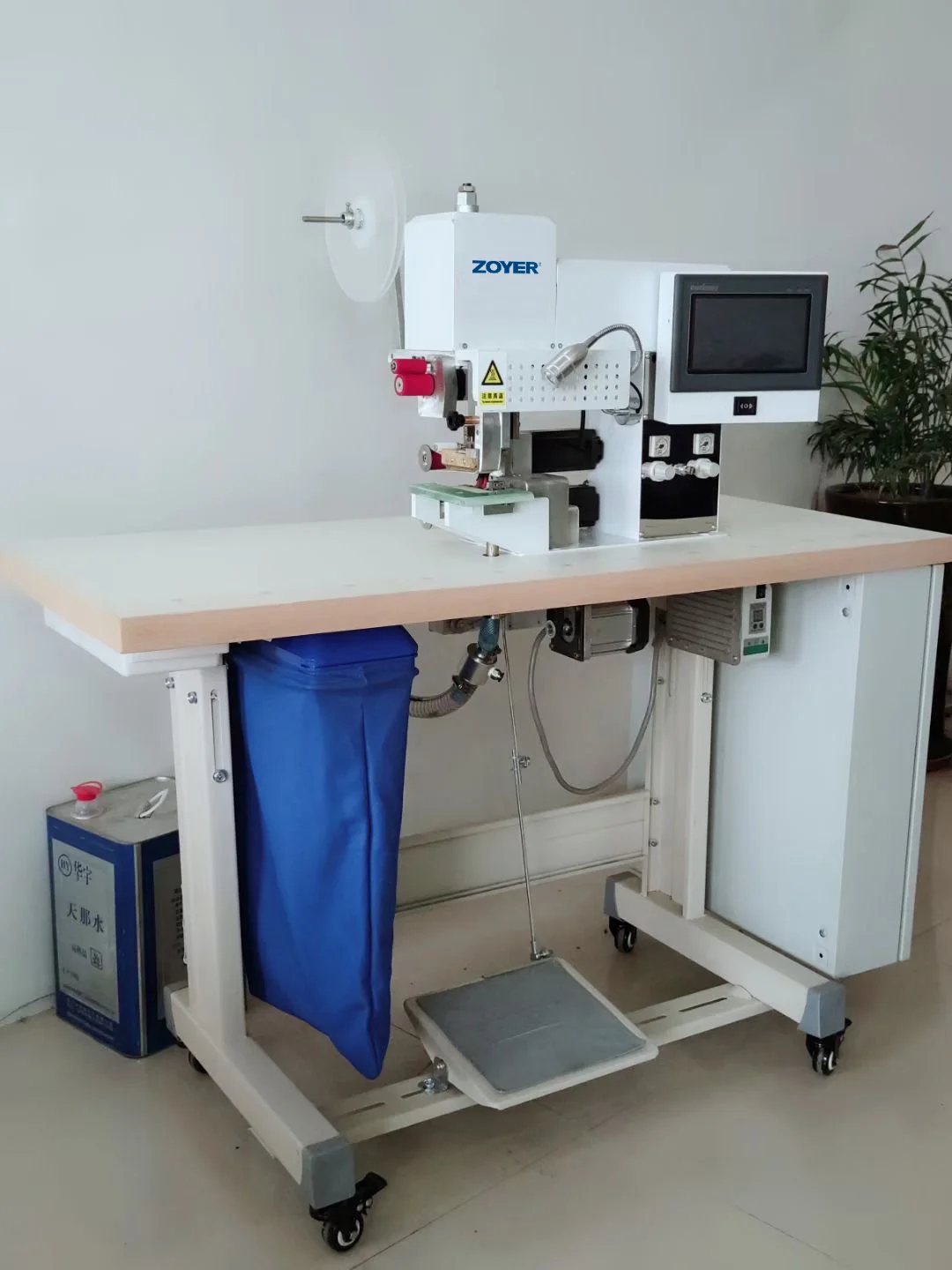 ZY-SM101 sewing machine Seamless Underwear Sports Bar Making Machine Wear Edge Folding clothe folding machine