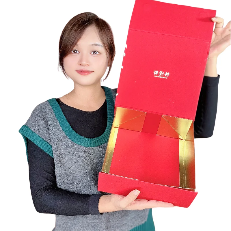 Custom Logo Premium Gift Box Luxury Large Package Cardboard Paper Hoodie Shoes Clothes Magnetic Packaging Box With Handle