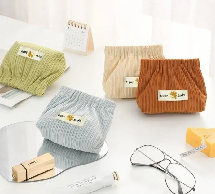 2024 factory wholesale other material corduroy mini cosmetic lipstick pouch, new design corduroy lipstick organizer click clack