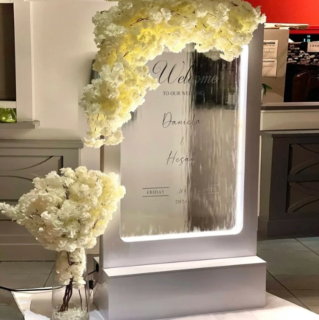 Handmade Acrylic Welcome Sign Stand with Custom Label Wedding Decorative Fountain for Party Events and Crafts Carton Packing
