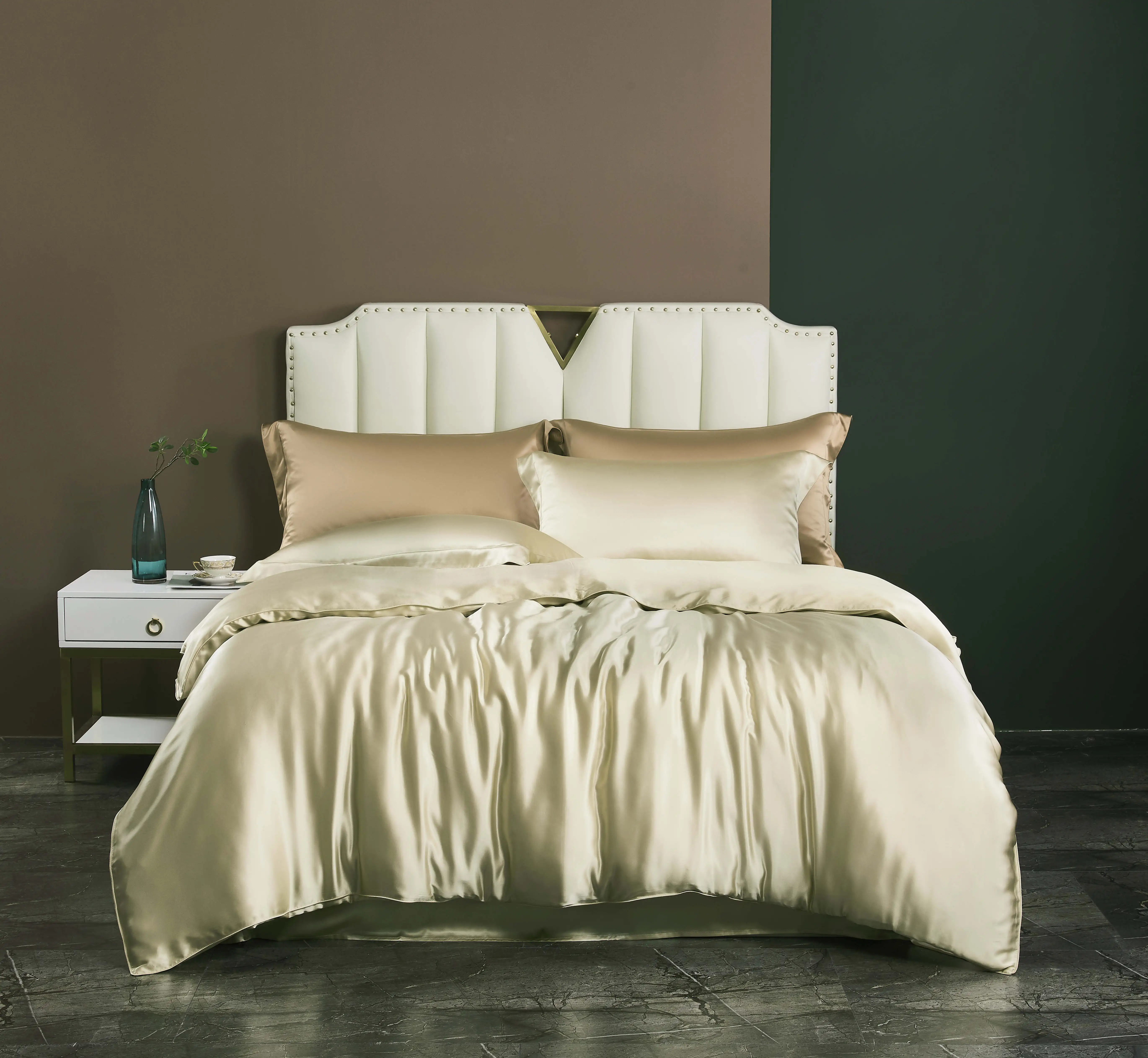 Factory Wholesale High Quality Luxury Two-sided 100% Silk Bed Sheet Set Help Sleep