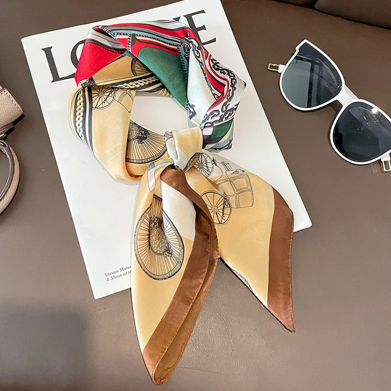 Hot sell new luxury designer carriage pattern silk small square tie scarf women tyre printed 70*70cm silk neckerchief bandanas