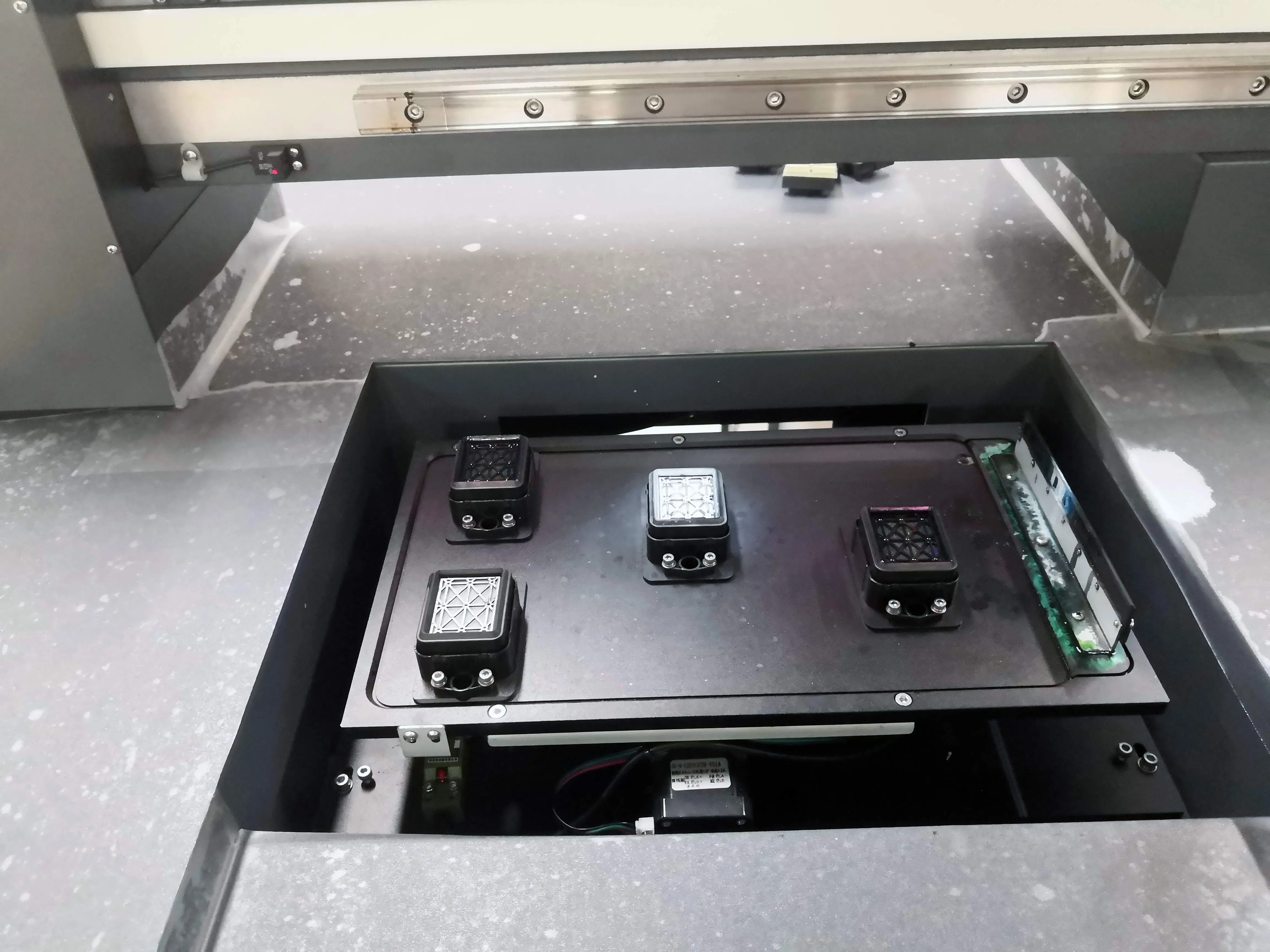 27 year orginal factory  Hybrid Latex uv  inkjet printer with four or eight I3200U1 print heads with roll to roll and flatbed