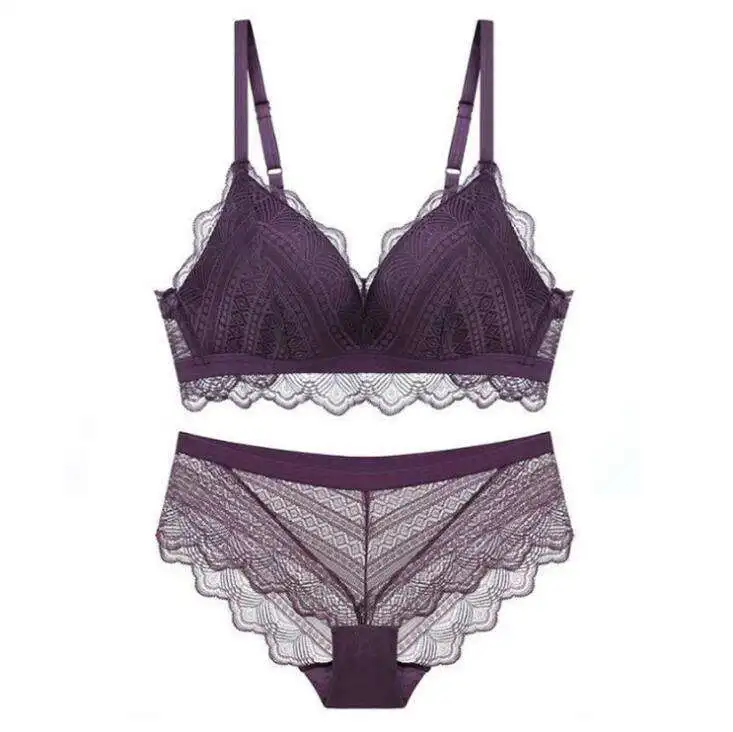 2022 Wholesale new ladies European and American style underwear no trace sleep no steel ring triangle cup sexy lace bra set