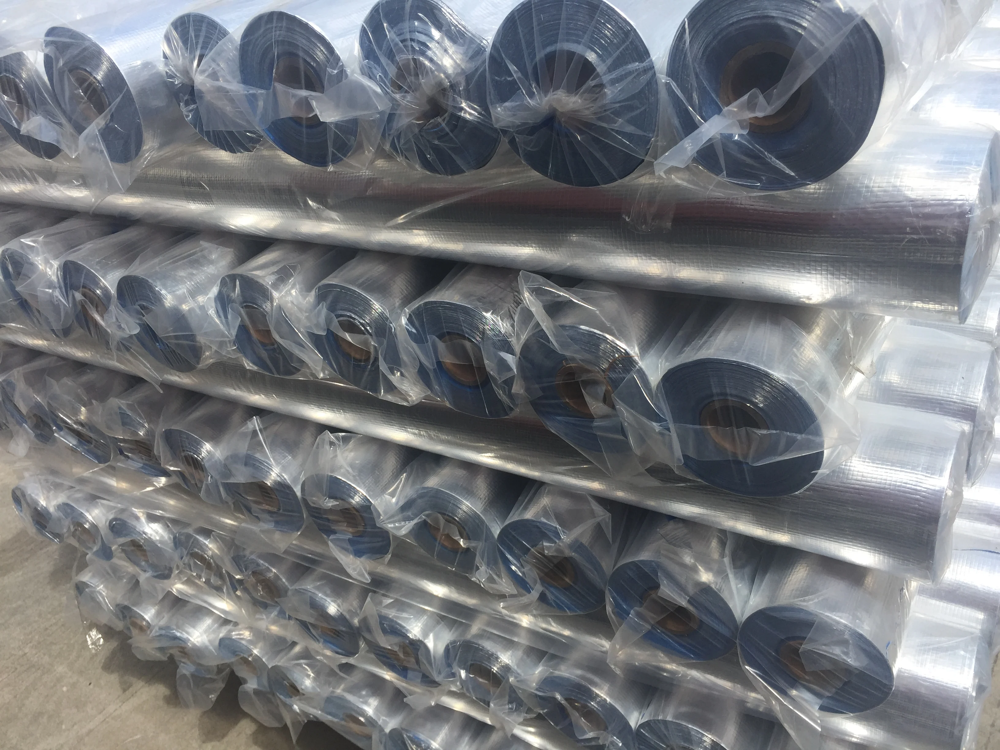 China Professional Manufacture Popular Product Reflective Silver Paper Foil Roll Woven Fabric Aluminum Foil Insulation