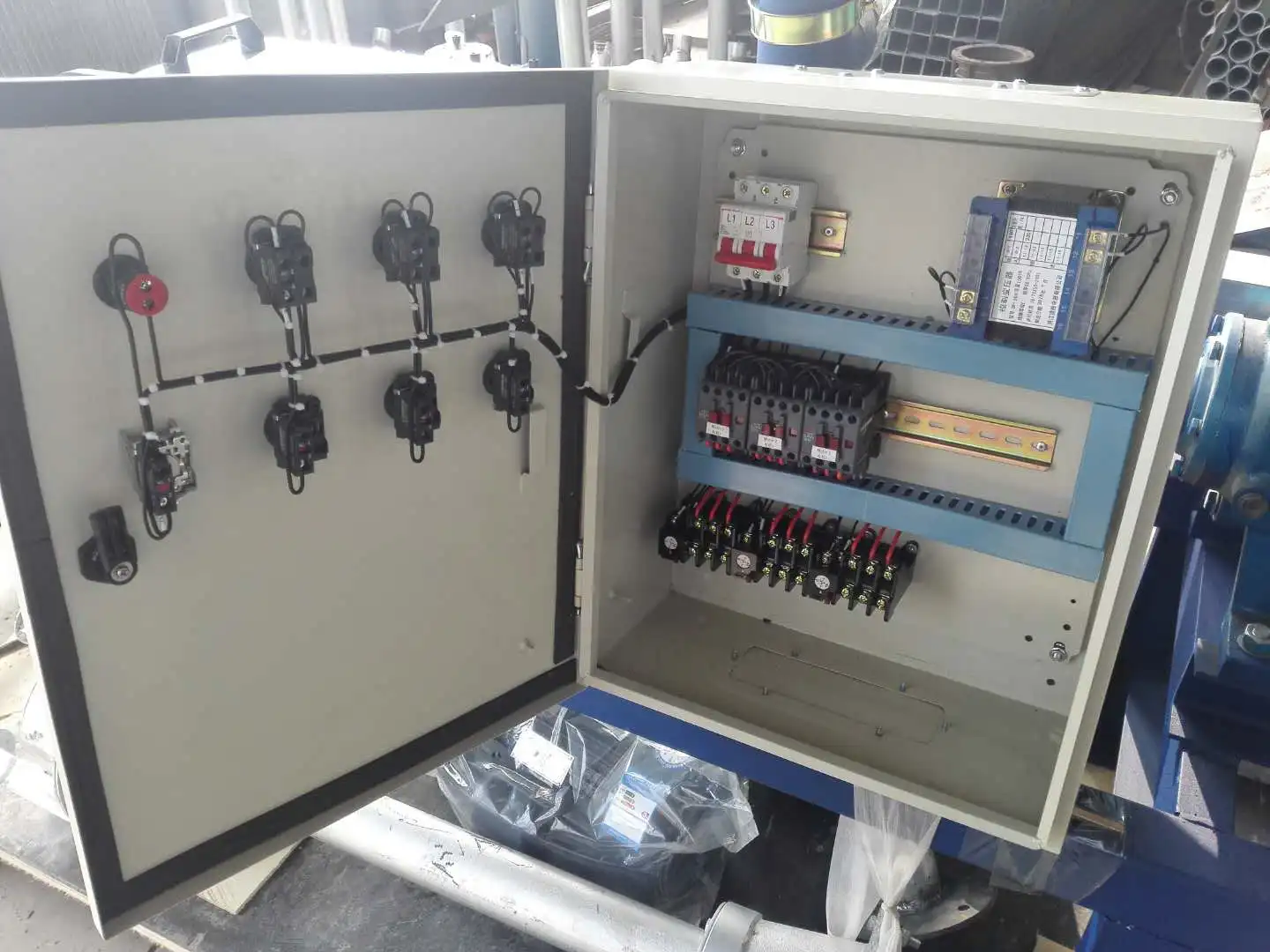 Solid liquid separator used for animal manure dispose