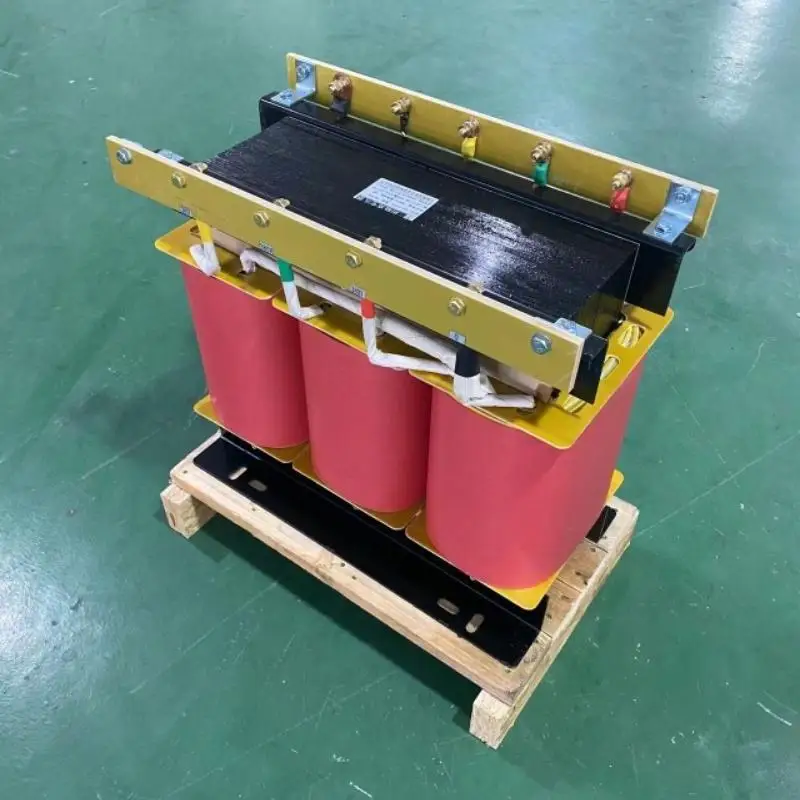 Isolated Power Transformer with 220V 110V 440V Output Coil Shape Flyback Topology 50Hz Frequency 230V/240V Input for Power Step