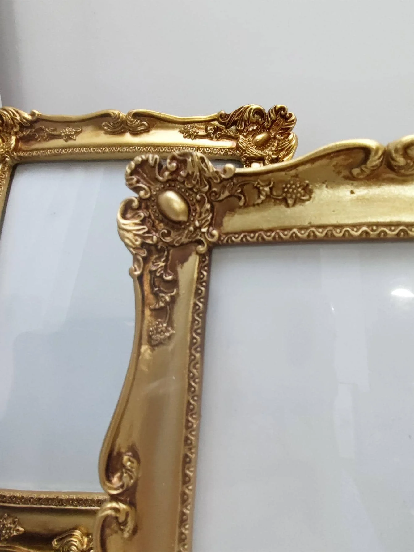 Vintage photo frame 4*6 5*7 8*10in resin picture frame with baroque style retro gold carve patterns  home decor wholesale