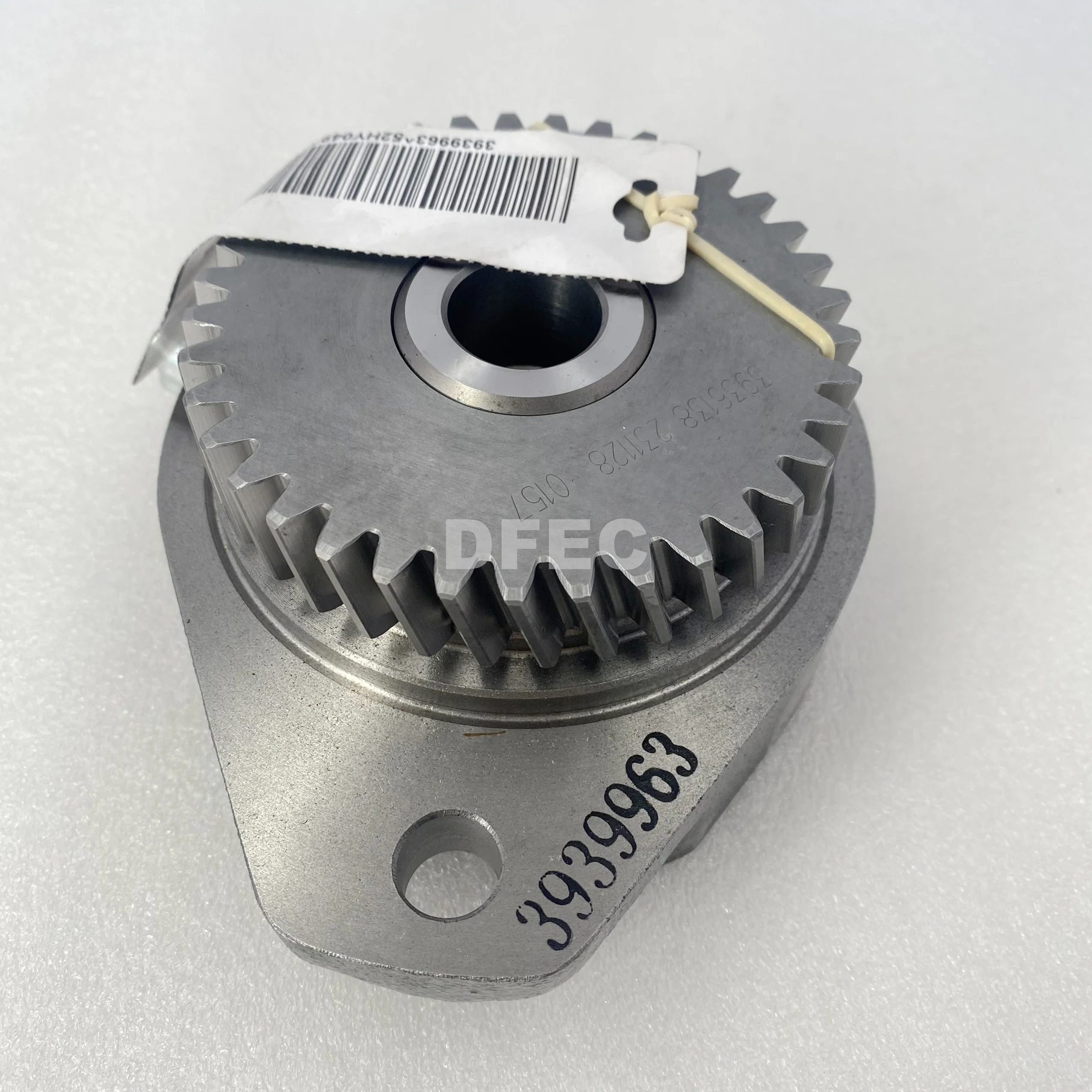 New Stock Supply Original Diesel Engine Adapter Hydraulic Pump 3939963