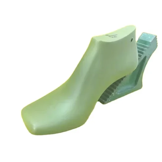 2336  Model Ladies Shoe Last