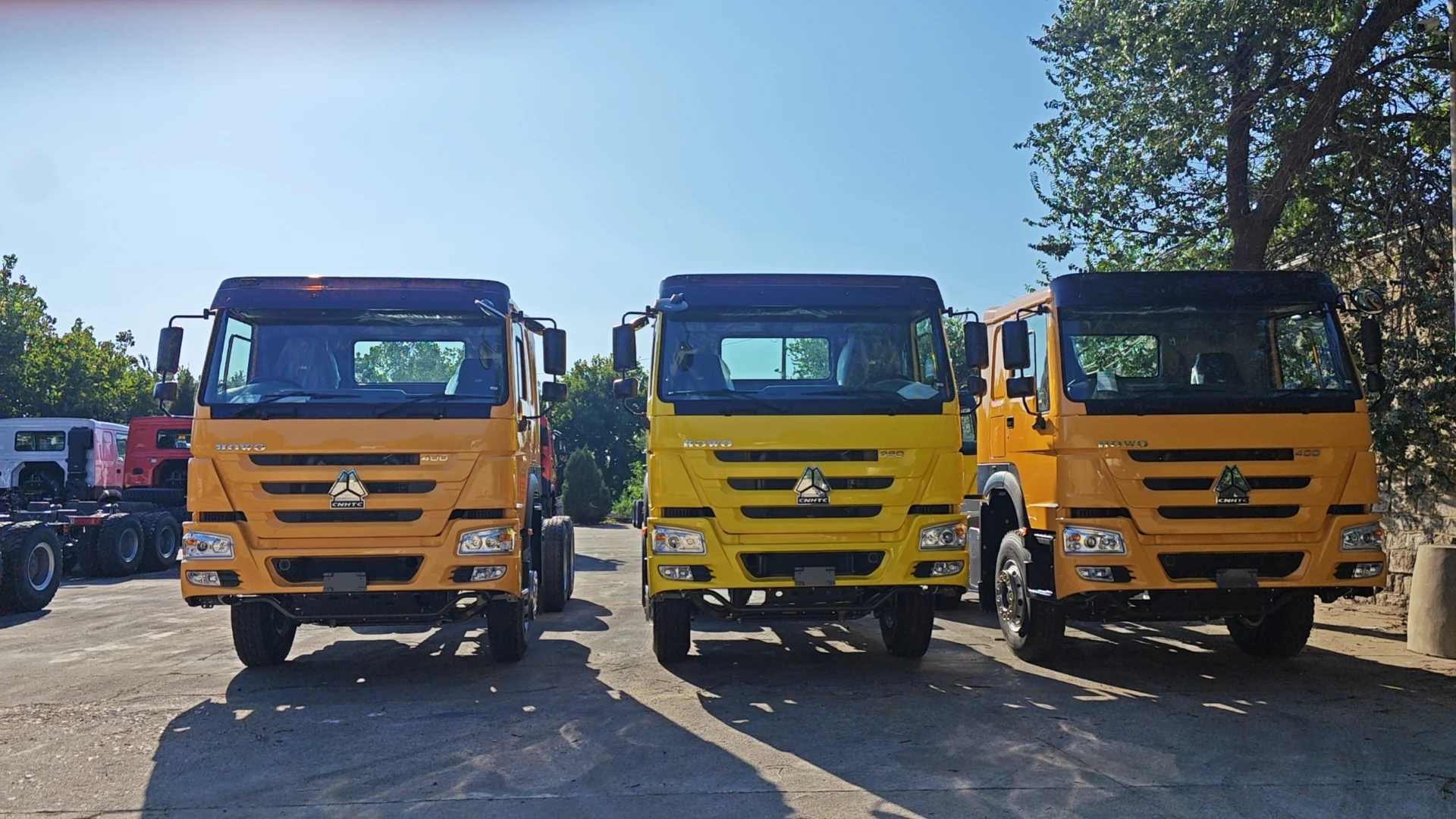Sinotruk HOWO 380hp 6x4 10 10 Wheels  Truck Chassis