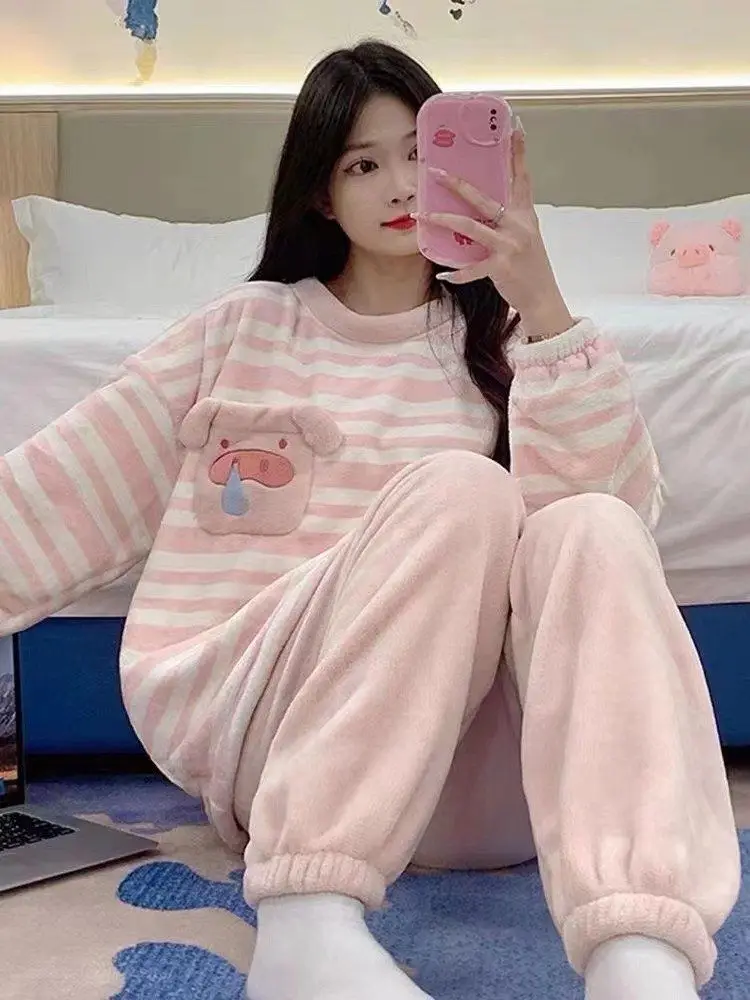 W-716 Sleeping Clothes set Long Sleeve O-neck soft cotton Women Pajamas Set Cartoon Women Girl Coral Velvet Warm Pajamas