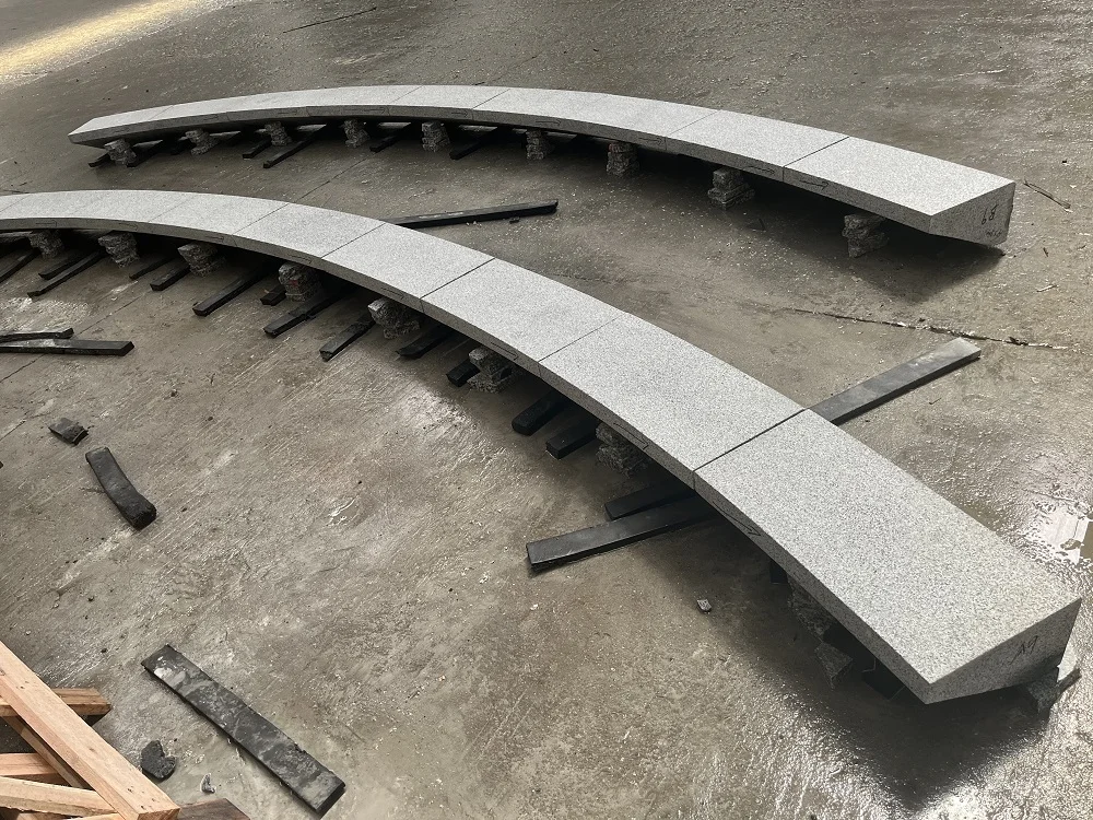 Customize Dark Grey Granite Curbing Stone Outdoor Kerbstone