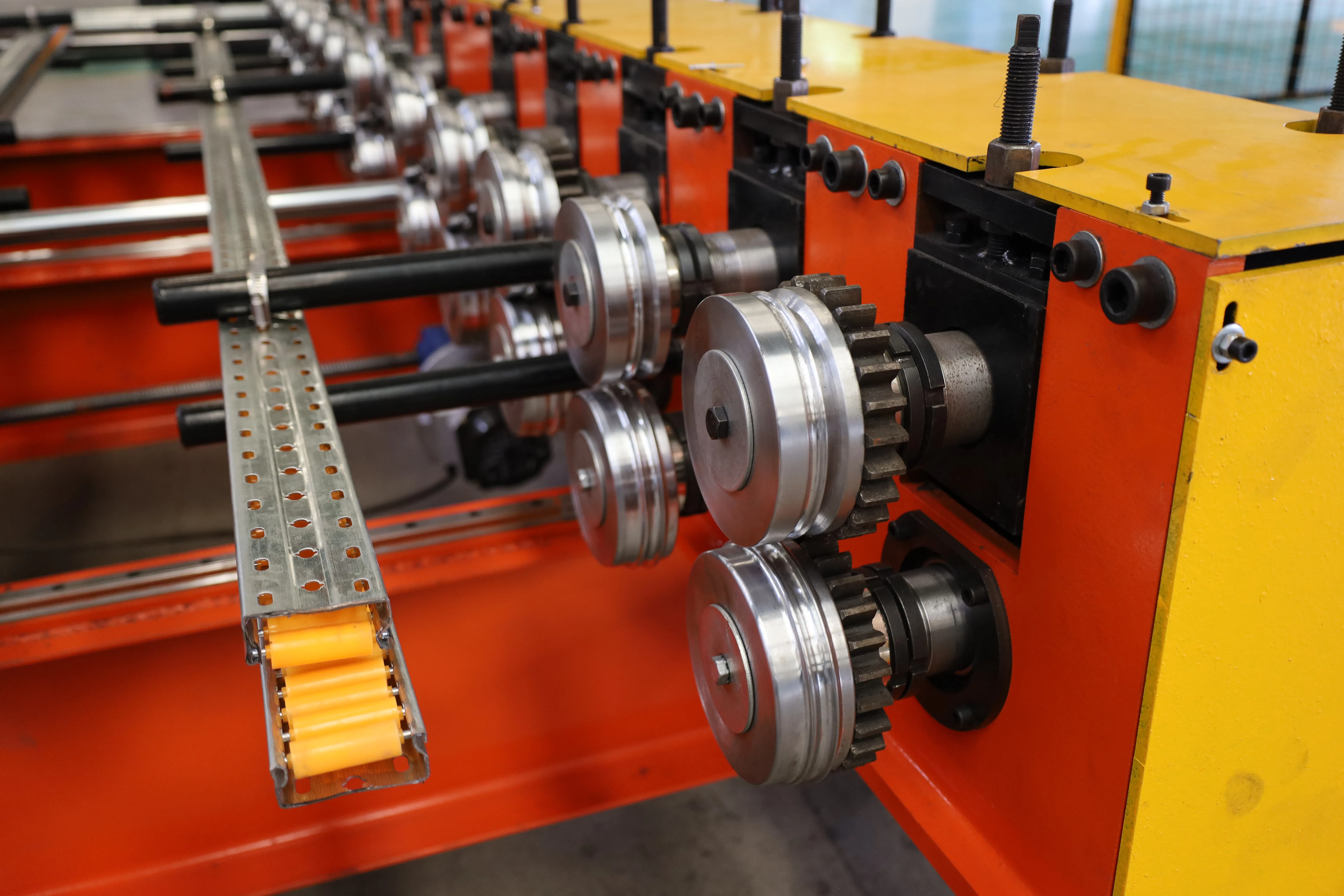 iron wire cutting and hoop forming machine power cable iron hoop forming machine trough cable tray cable ladder tray