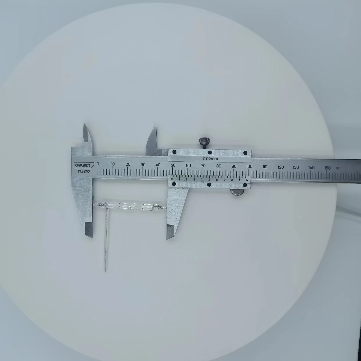 Supplier produces customized 80W quartz xenon flash lights that can be installed on handheld beauty personal care devices