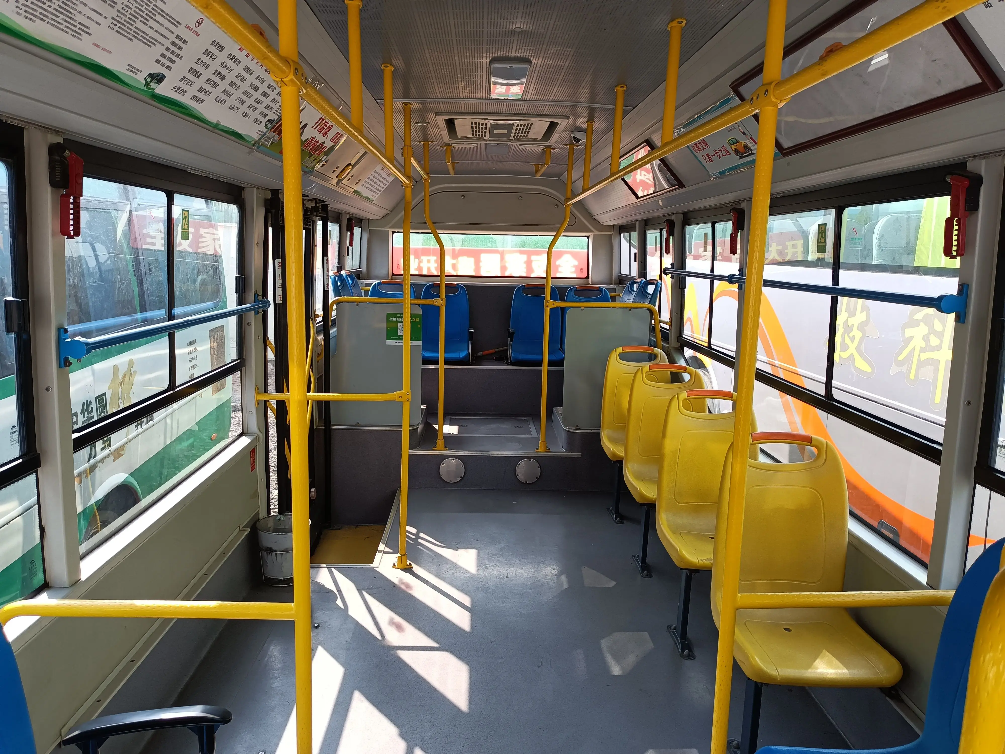 16-51Seat Luxury City Bus Used Bus for Sale ZK6805 Bus