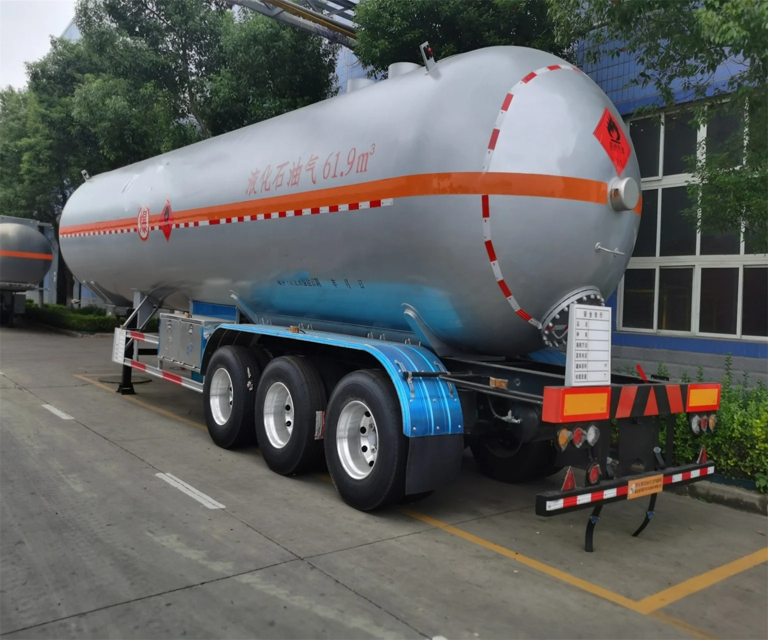 LPG tanker trailer (2).jpg
