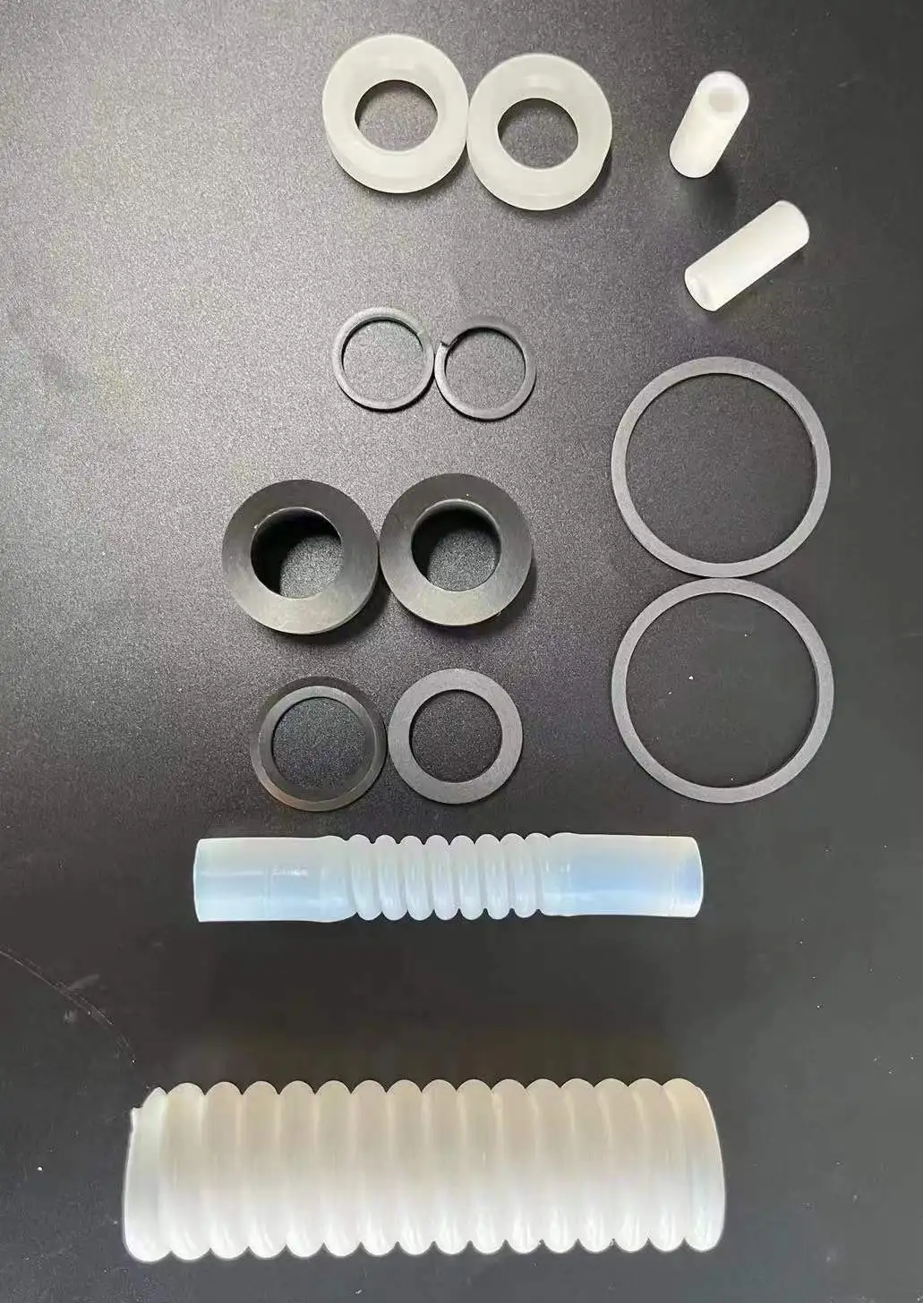 High quality 1.4mm single wall PTFE thread pipes can be customized for machine equipment