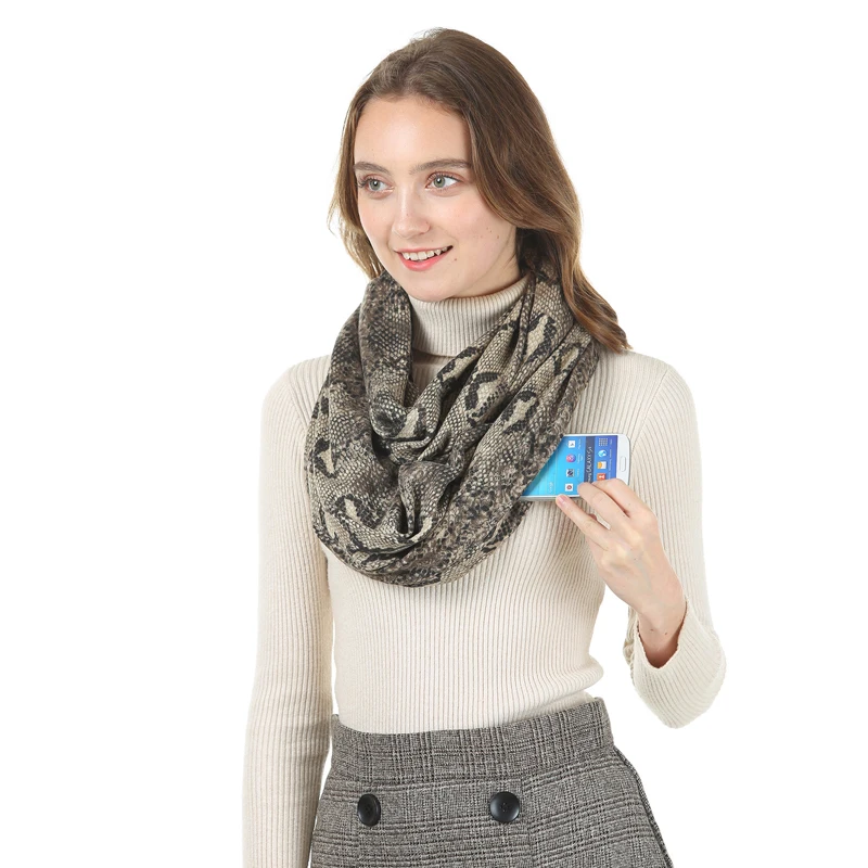 High Quality Leopard and Snake Pattern Infinity Loop Scarf with Hidden Zipper Pocket for Women Lightweight Solid Color Scarf