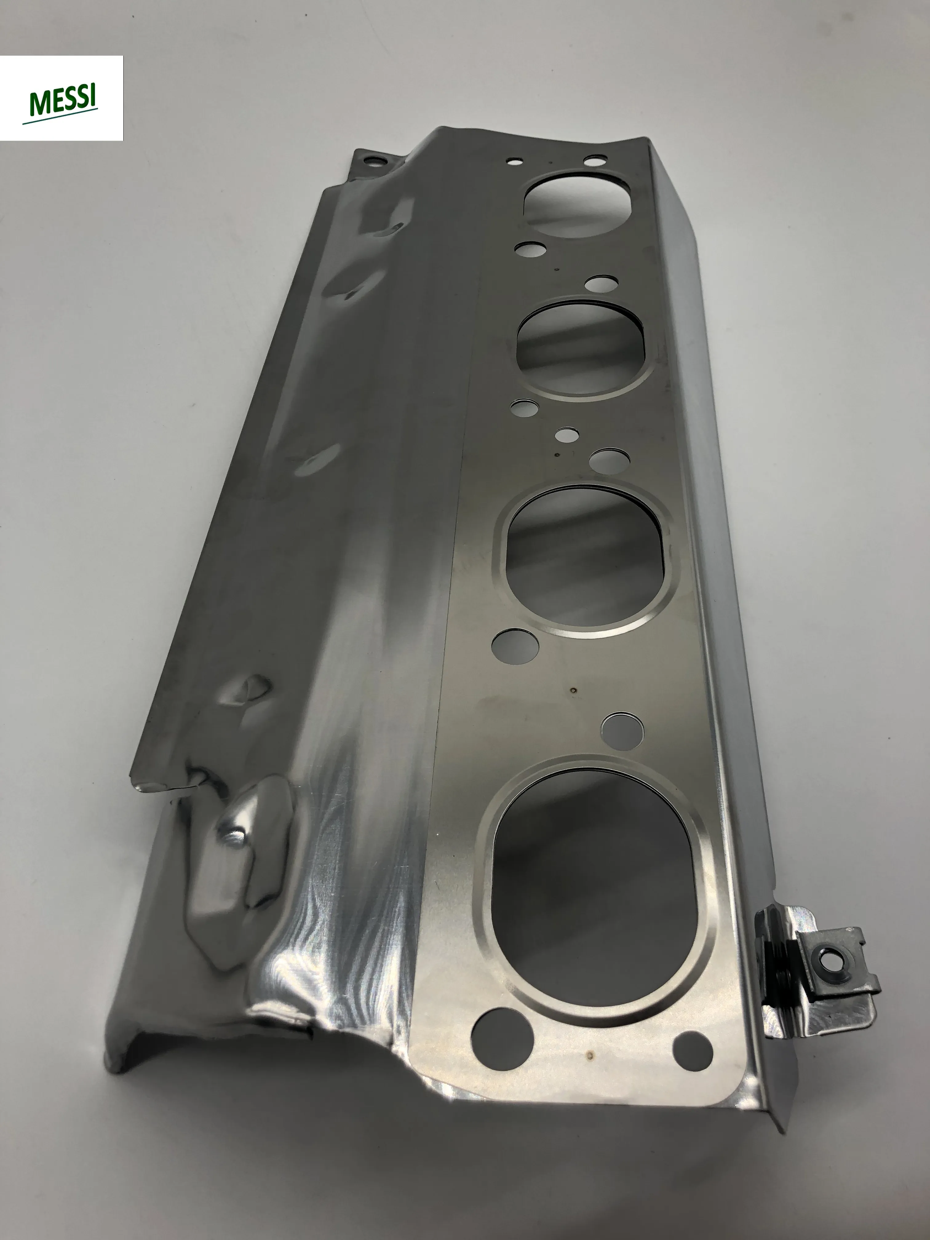 Discovery  3 2 Good price  4603138 Gasket   -RH   Top quality