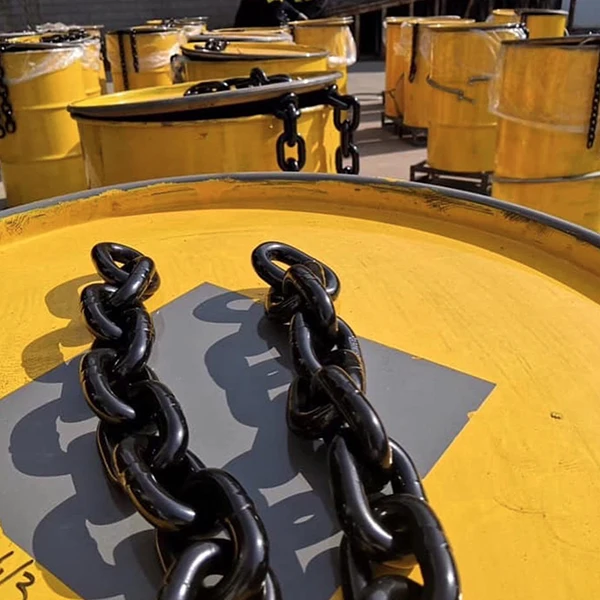 6x18mm,10x30mm,12x36mm,16x48mm galvanized chain Strong alloy steel welded black chain standard g80 steel lifting chain