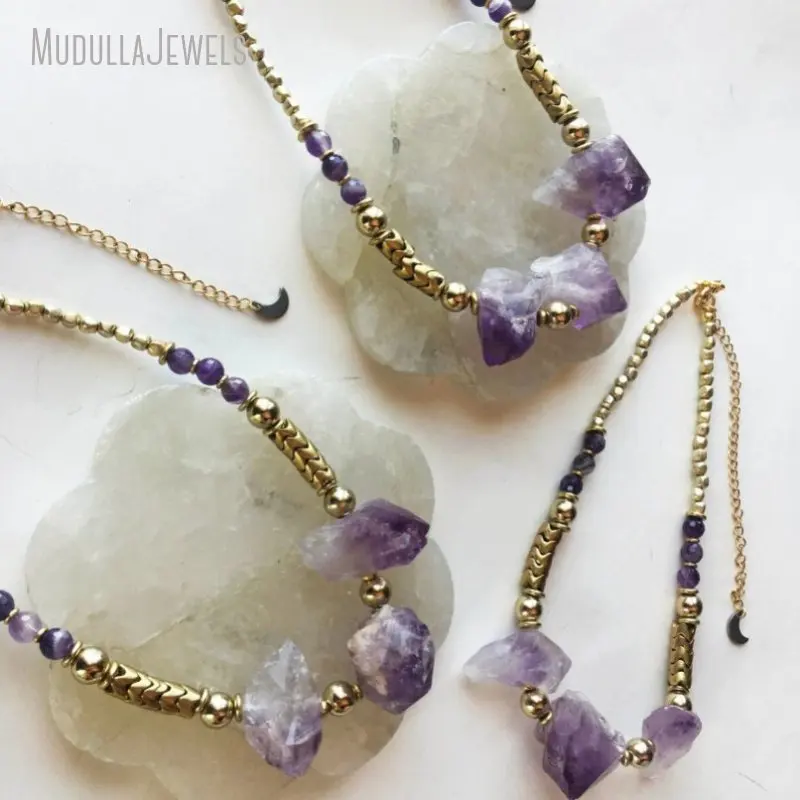 NM45522 Chunky Amethyst Crystal Point Beaded Gold Plated Choker Necklace Three Beads Witchy Boho Beach Jewelry