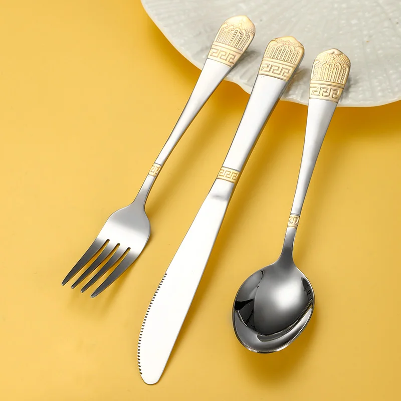 Stainless Steel Vintage Gold Plated Cutlery Set Western Dinner Knife Fork Spoon for Hotels Stocked Steak Knife Fork Dinnerware