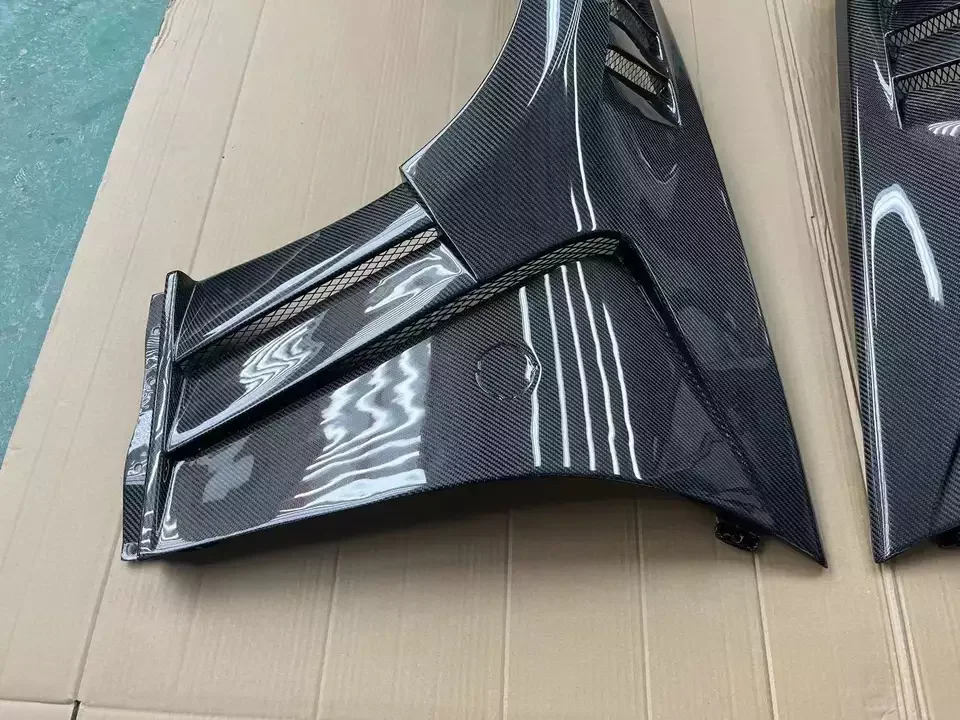 Боковые кранцы из углеродного волокна высокого качества для 370Z Nissan