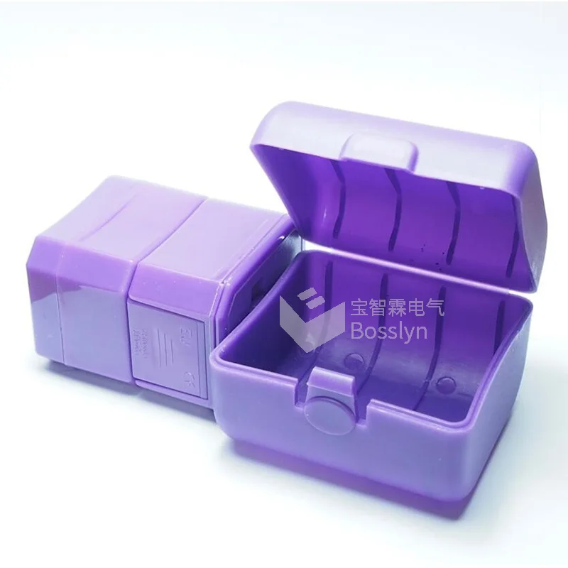 Hot selling 1 dollar gifts universal travel adapter