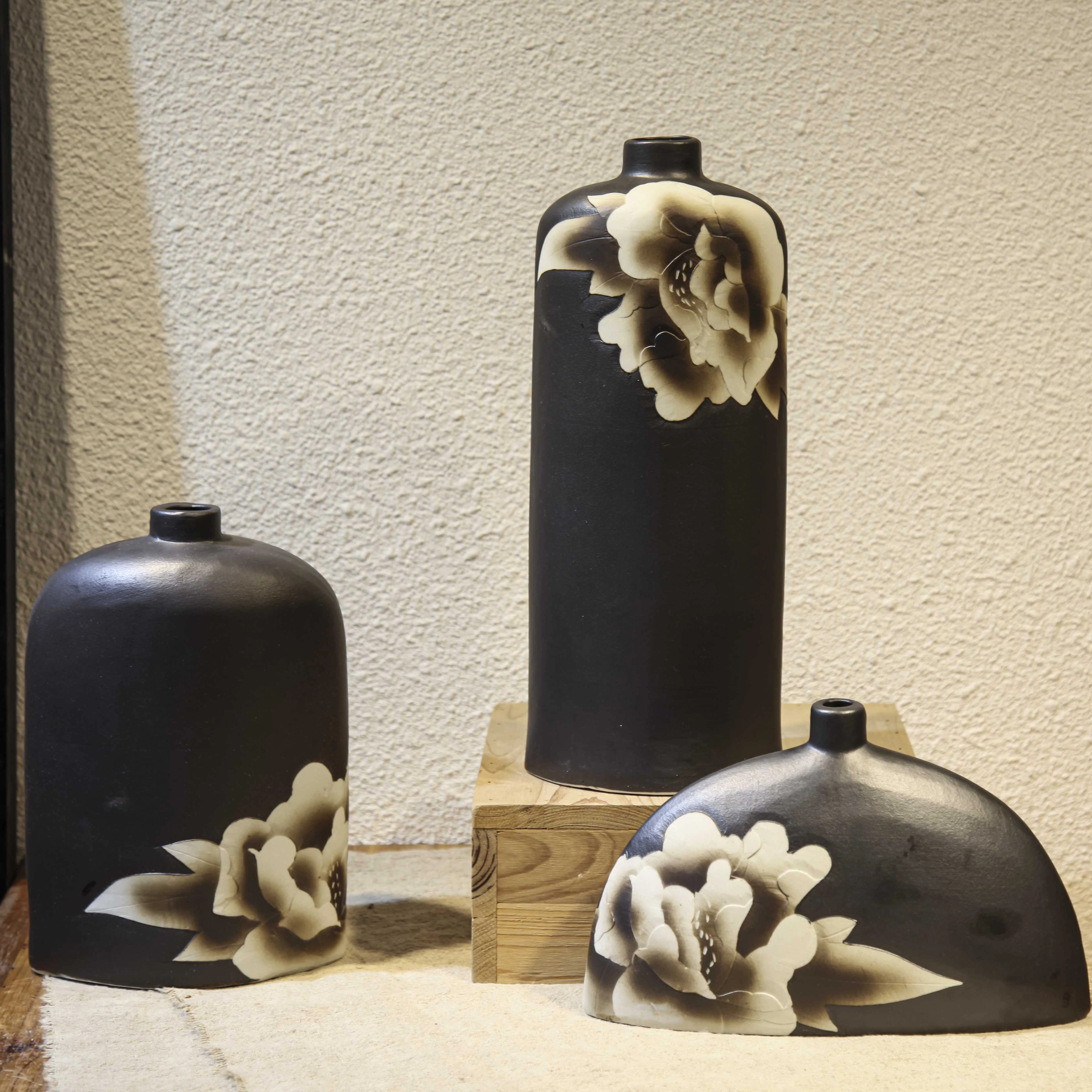 luxury home decor Chinese living room decor black nordic flower modern hand painted ceramic vase