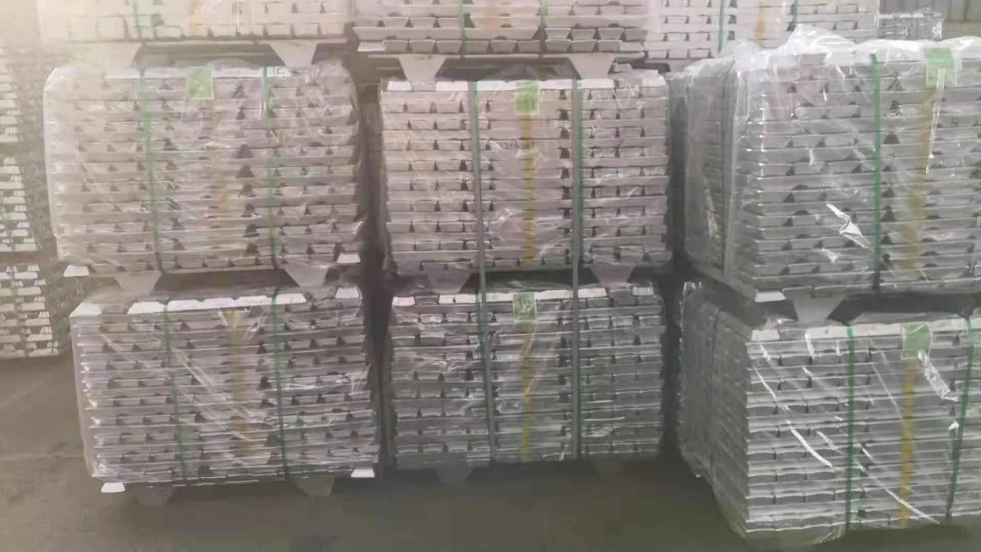 High purity aluminum alloy ingot aluminum alloy ingot adc12