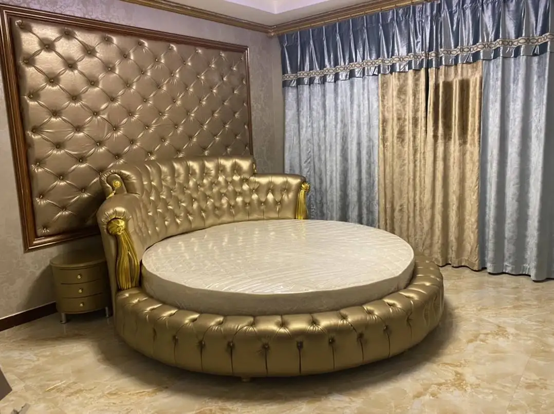 Wholesale Factory High Quality Large Round Velvet Bed Double Metal Wedding Wooden Leather Fabric Bed Couple Princess Hotel Bed