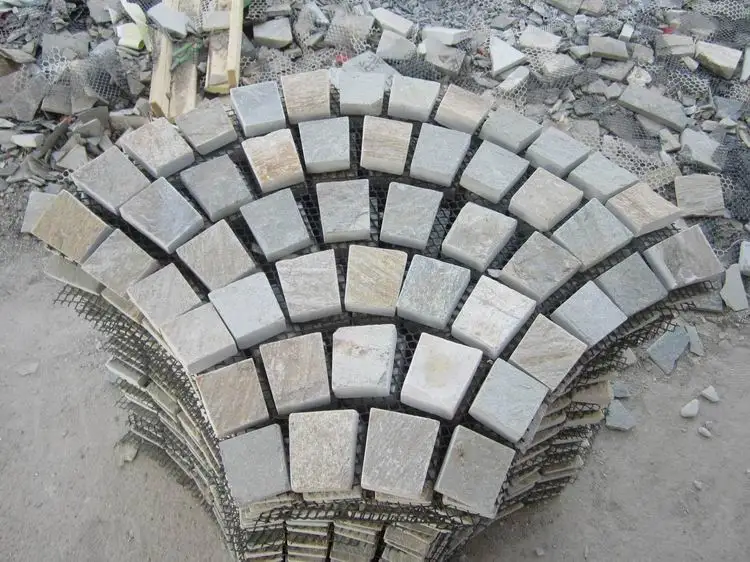 Modern Design Pattern Split Surface Slate Stone Mosaic Tile for Hotel Applications