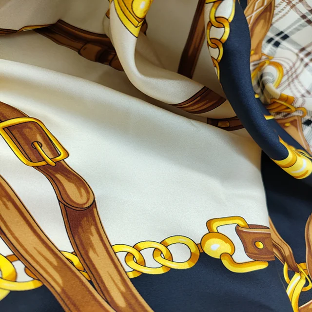 China Supplier Wholesale Multi Color Polyester Custom Printed Silk Scarf with Soft touch feeling  to Autumn