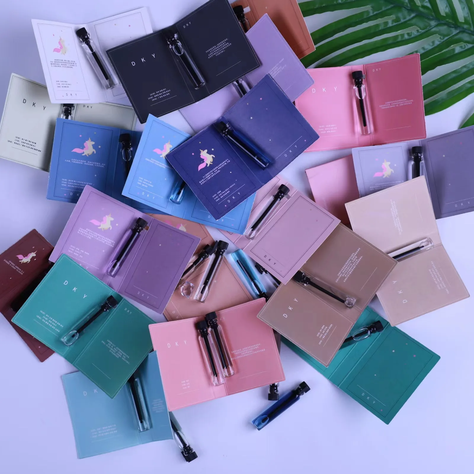 Custom 1ml 2ml 3ml Brush Cosmetic Sample Perfume Tester Vial  Bottle Paper Holder Card