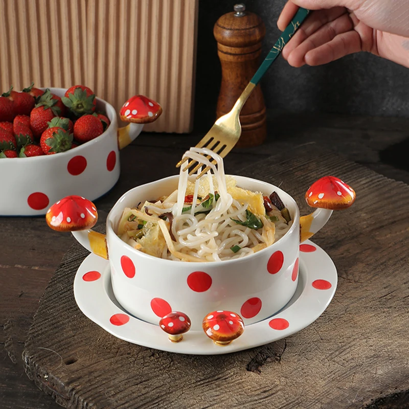 Round Plate Dinnerware Set Ceramic Material Mushroom Design