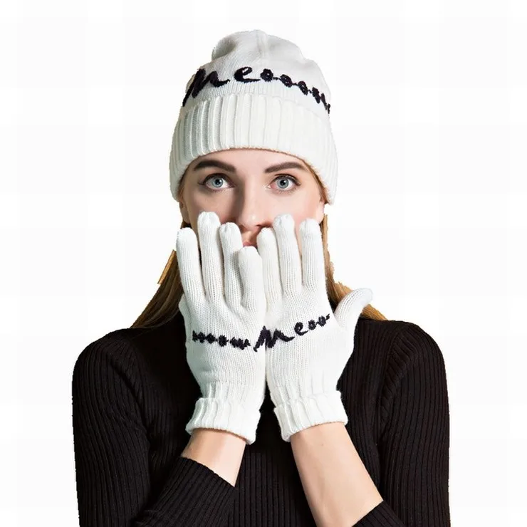 Custom style color  Knitted  winter beanie winter hats gloves sets for women