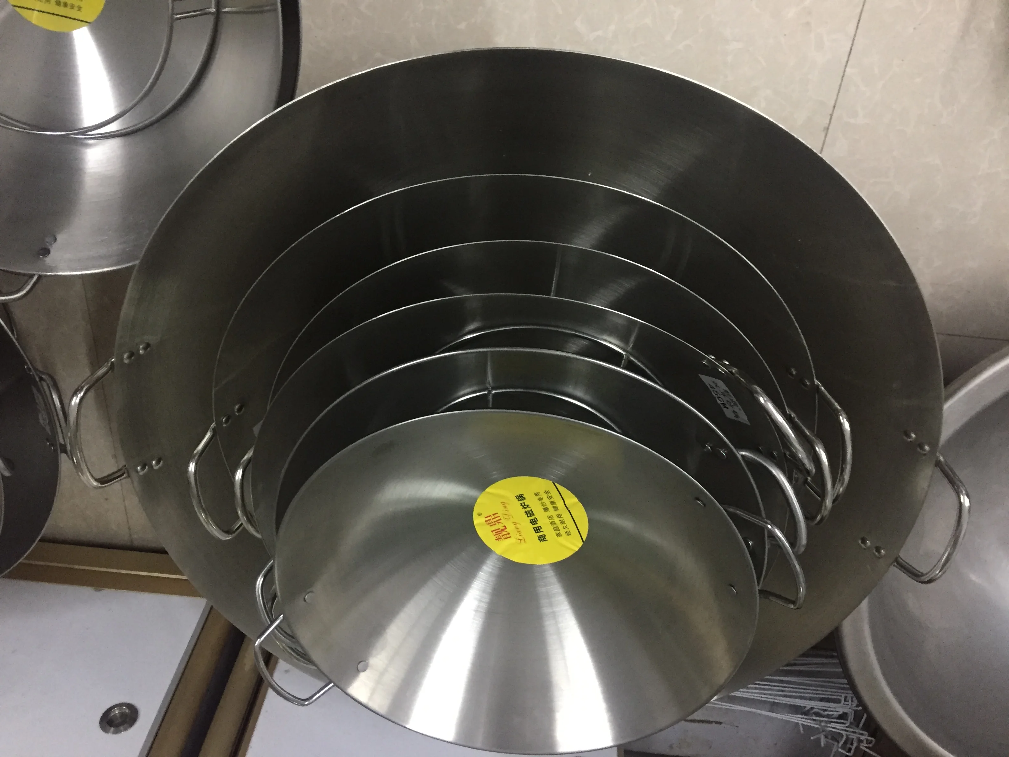 Wholesale Binaural Commercial Induction Cooking Non Stick Iron Wok 40-60cm Two Handle Fry Pan Chinese Wok