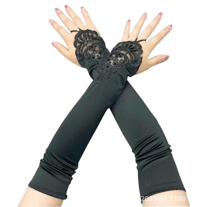 Gloves (3).jpg