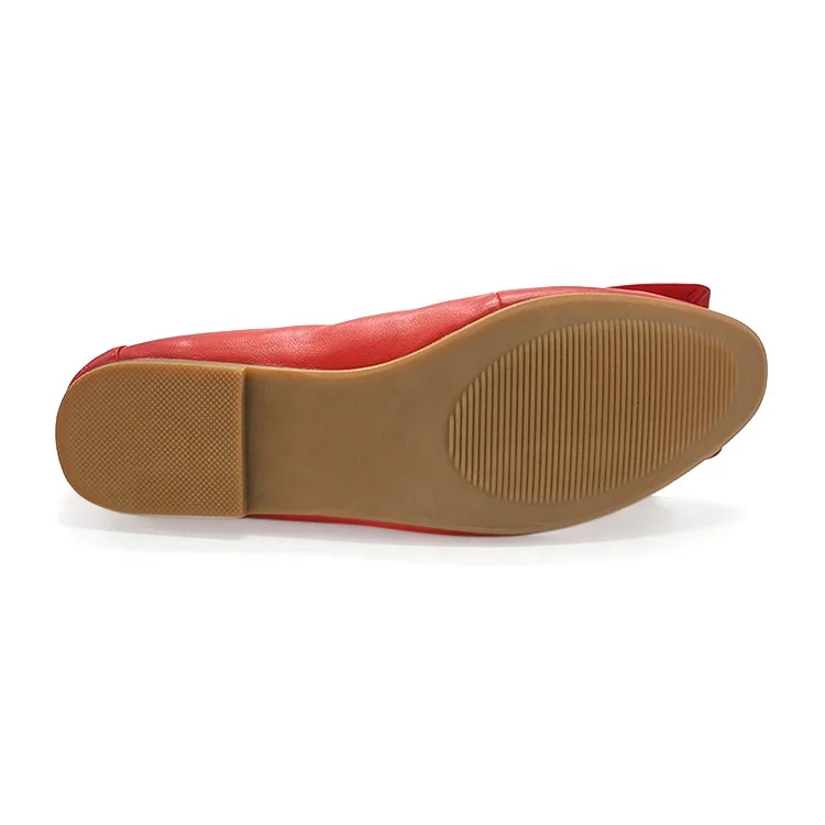 Wholesale guangzhou ladies soft comfort red leather flat shoes with thick sponge