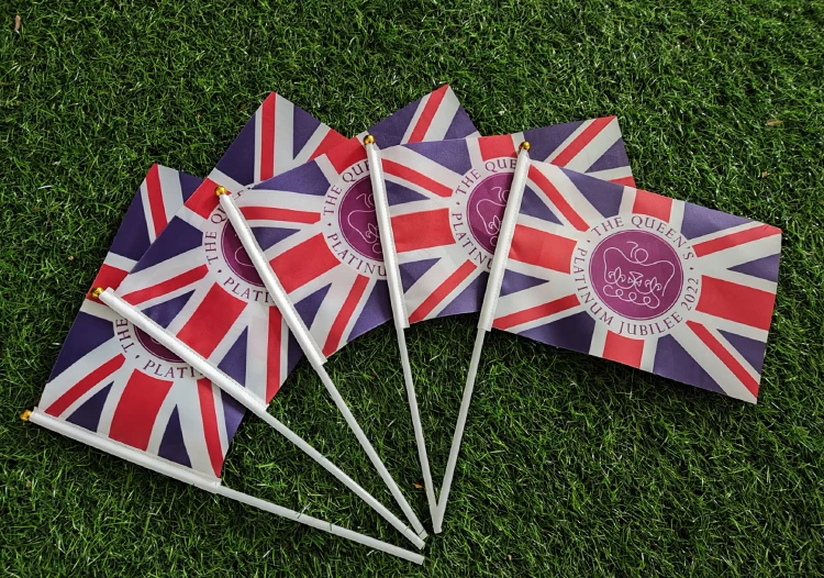 Personalized handheld flags, design your own picture photo text logo flag banner for sports games and festive decorations