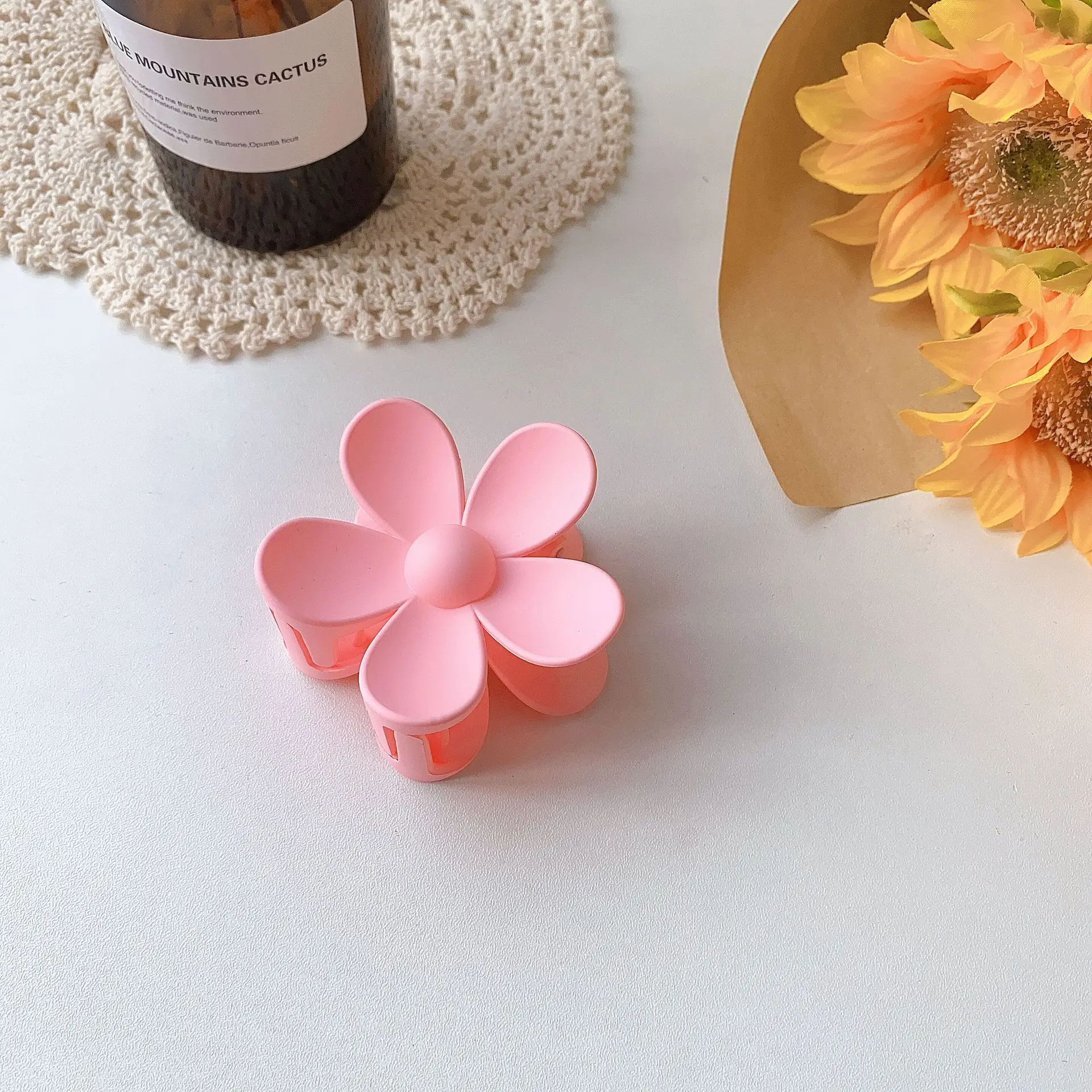 Custom Spring and summer new style candy color sweet flower hair grasps bath hair claw