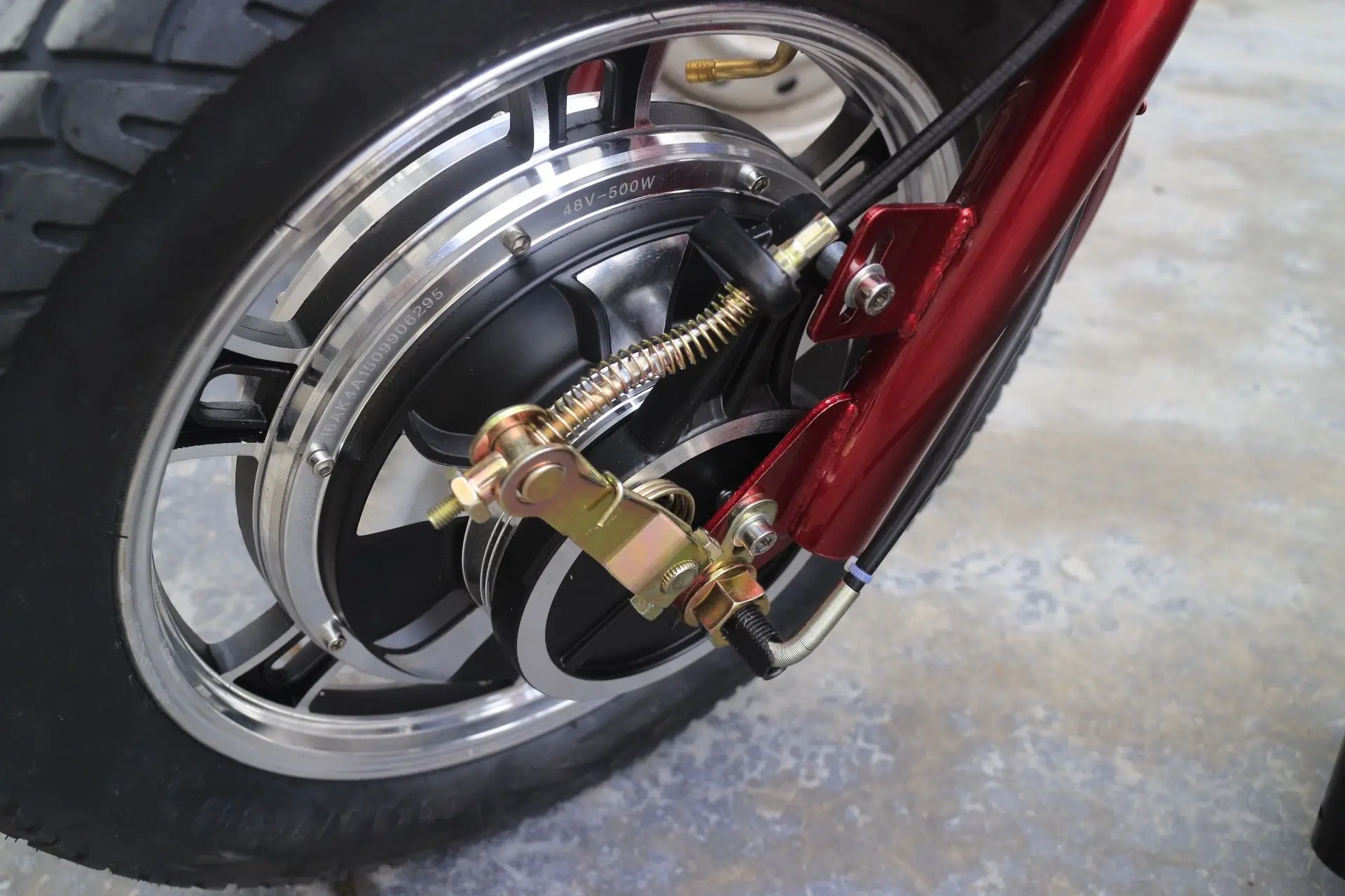 48V 500W High Power 3 Wheel Electric Scooter Reverse Adults Tricycles LED Light 12AH Battery Capacity 60km Range Per Charge